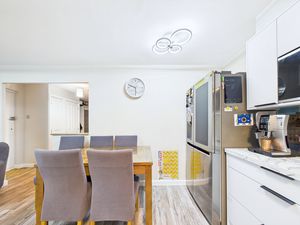 Photo 10- click for photo gallery